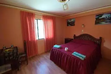 پانسیون Hostal Restauran Flor De Mi Tierra