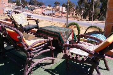 Pension (Hôtel basse catégorie) Hostal Restauran Flor De Mi Tierra