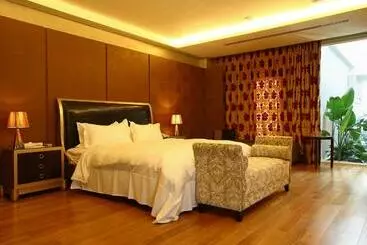 پانسیون Elan Motel