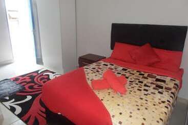 Pension Tshedza Guest House