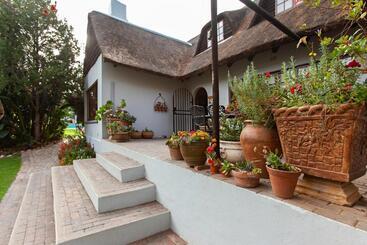 펜션 Summerhill Guest Farm