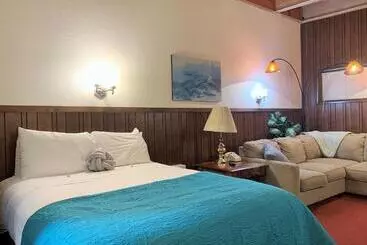 Retkeilymaja Breakers Boutique Inn