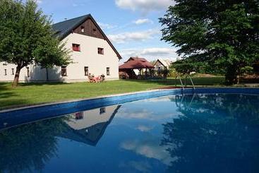 ペンション Penzion Krkonoše