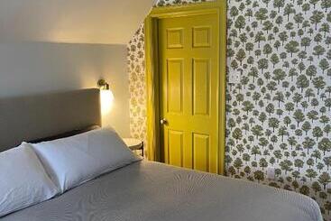 Общежитие The Archie & Isidore