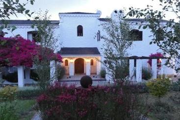 بنسيون Montrose Guesthouse