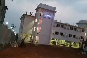 ユースホステル Latanand Residency