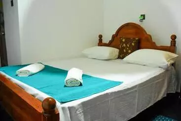 پانسیون Relax Guest House Dambulla