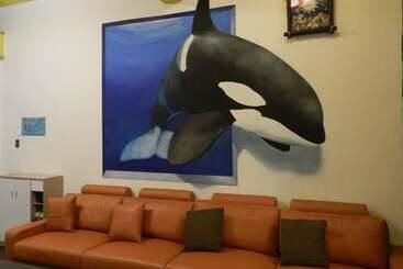 هتل کپسول Light Blue Hostel