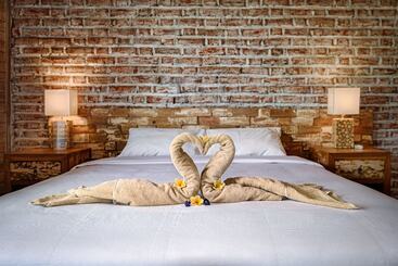 膳宿费 Planet Nomadas Resort