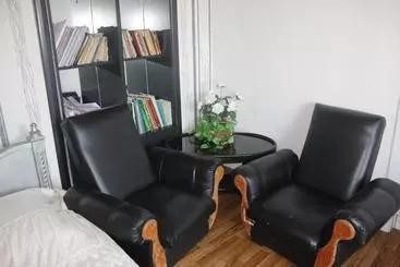 پانسیون Guest House Gidi