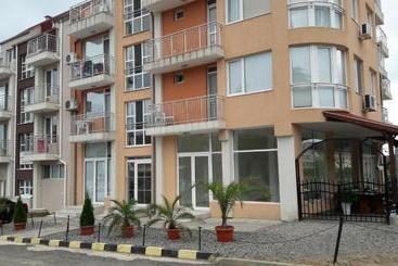 פנסיון Stephanovy Guest House