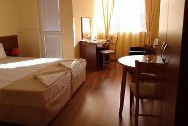 پانسیون Stephanovy Guest House