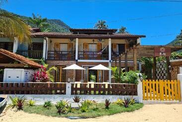 ペンション Pousada Rubi