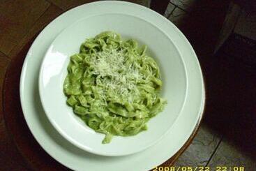 هتل آپارتمان Rainbow Village