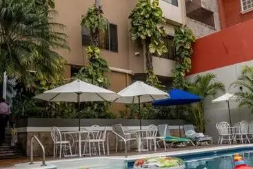 Aparthotel Guijarros