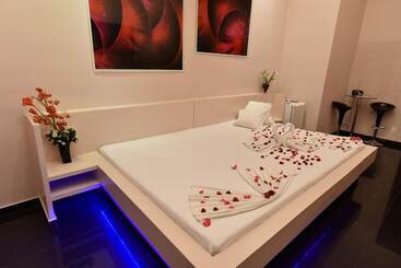 Motel Stilo   Adults Only