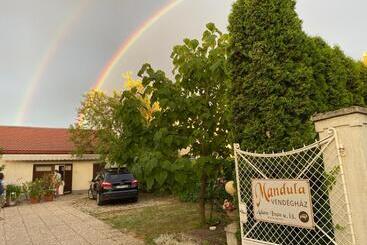 پانسیون Mandula Ház