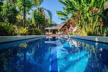 پانسیون Legian Villa