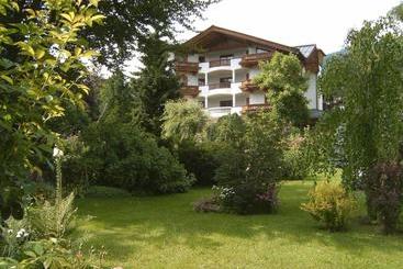 هتل آپارتمان Landhotel Eva