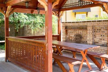 Pensjonat Rózsakert Apartmanház