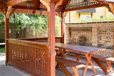 Pension Rózsakert Apartmanház