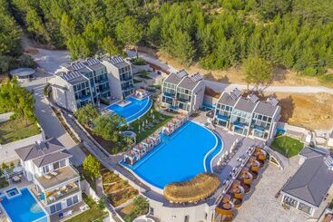 Orka Cove Hotel Penthouse & Suites - Adults Only