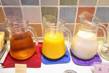 تختخواب و صبحانه Elegance House