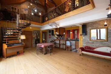 Hostal Casa De Artes