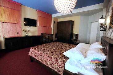 ホテル Fort Kolesnik