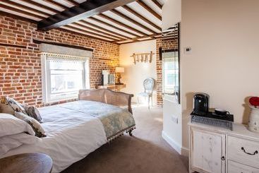 בית מלון כפרי The Powell  Birchington