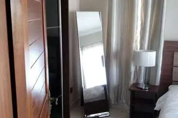 ツーリストアパートメント Northern Pearl Luxury Apartments