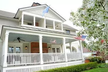 The Springwater Bed And Breakfast