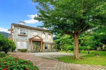 Yi Jing B&b