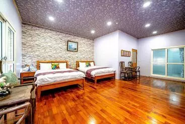 Yi Jing B&b