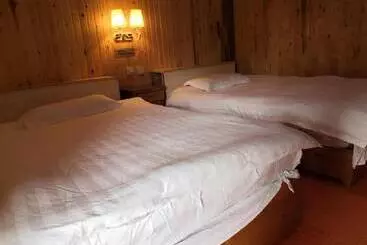 Hostal Tengchong Ginkgo Village Bencai