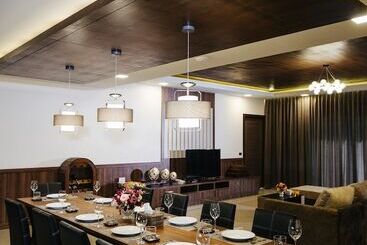 דירות לתיירים Zen Retreat Chiang Mai Villa