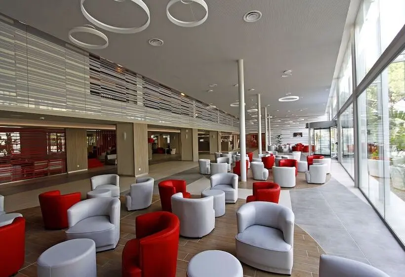 BG Tonga Tower Design Hotel & Suites