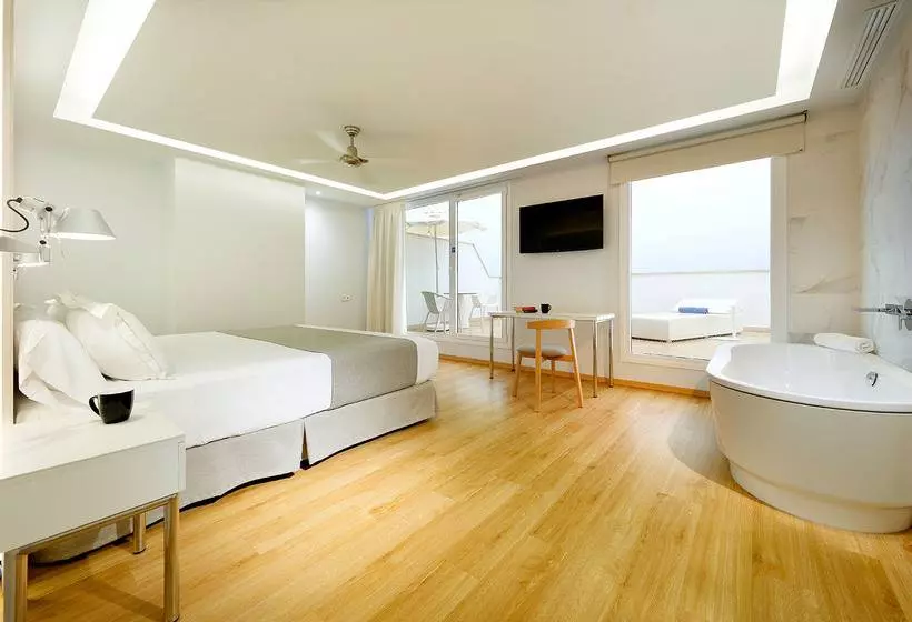 호텔 Talayot - Adults Only