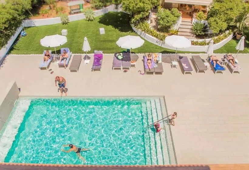 Flacalco Hotel & Apartments