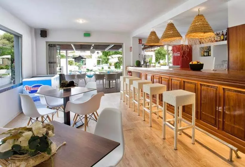 Flacalco Hotel & Apartments