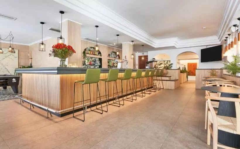 Flacalco Hotel & Apartments