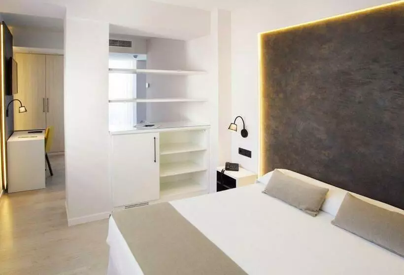 ホテル Benidorm Centre Adults Only