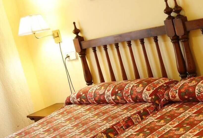 هتل Casona Del Busto