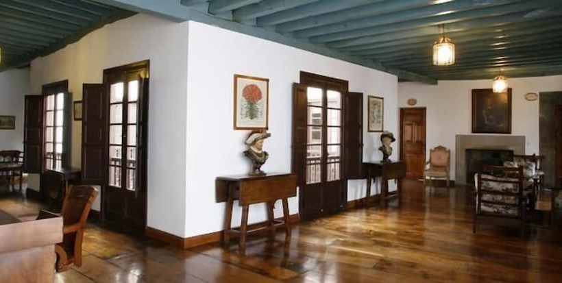 هتل Casona Del Busto