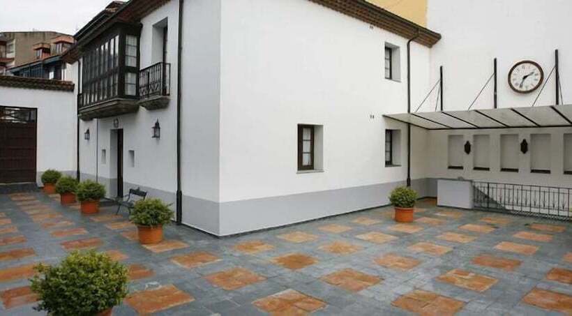 هتل Casona Del Busto