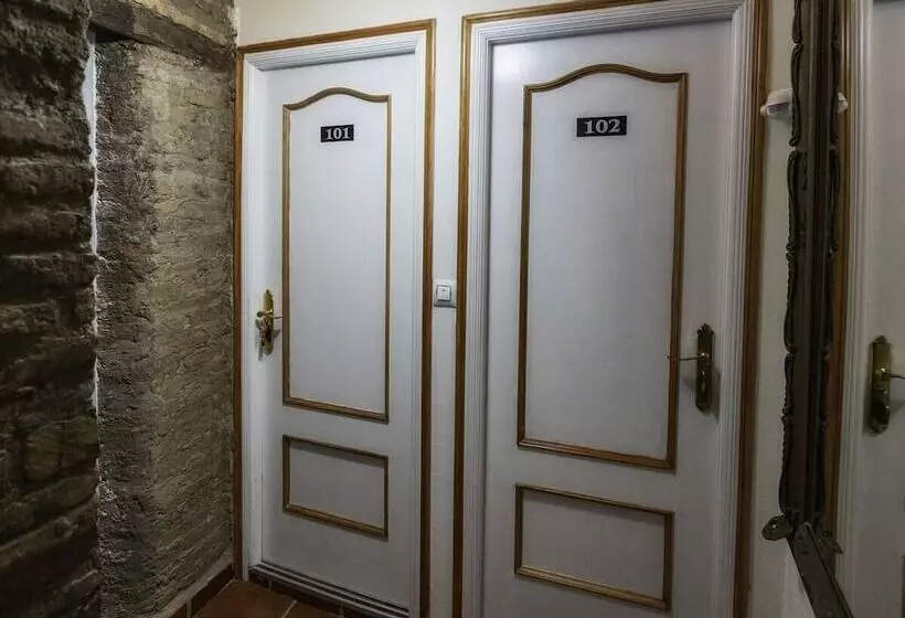 Hotel Las Palmeras By Vivere Stays