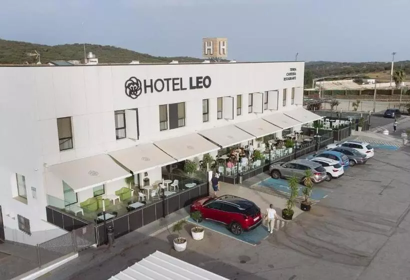 Hotel Leo