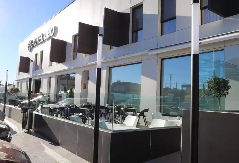Hotel Leo