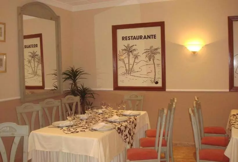 Hotel Oasis Familiar