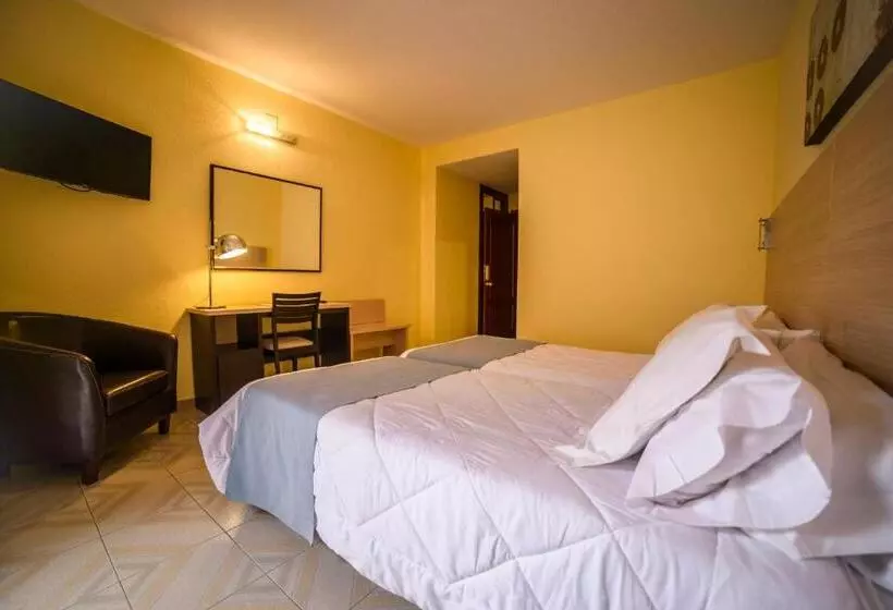 Hotel Oasis Familiar